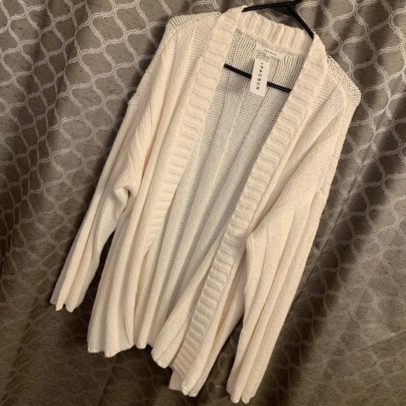 Cardigan Sweater - Picture 9 of 9